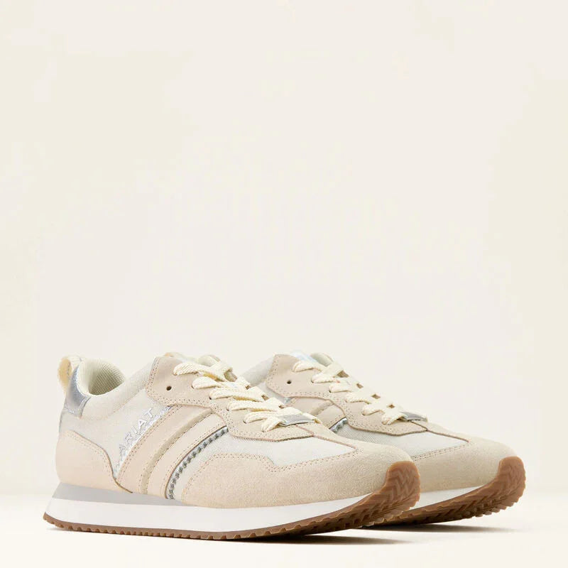 Ariat ranch runner trainer for ladies